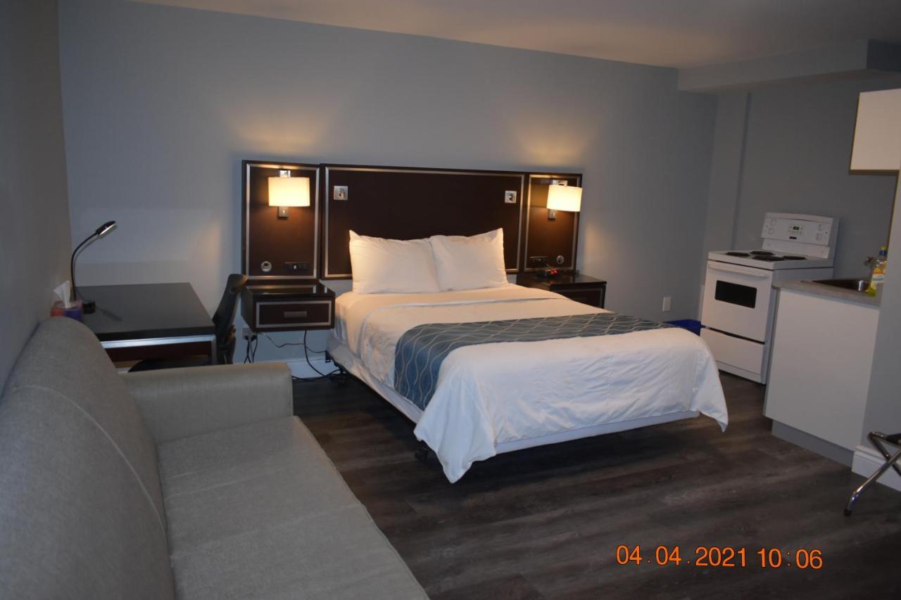Time Travellers Motel Petawawa 外观 照片